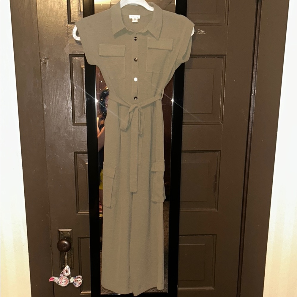 Monteau Girl; size small (8)